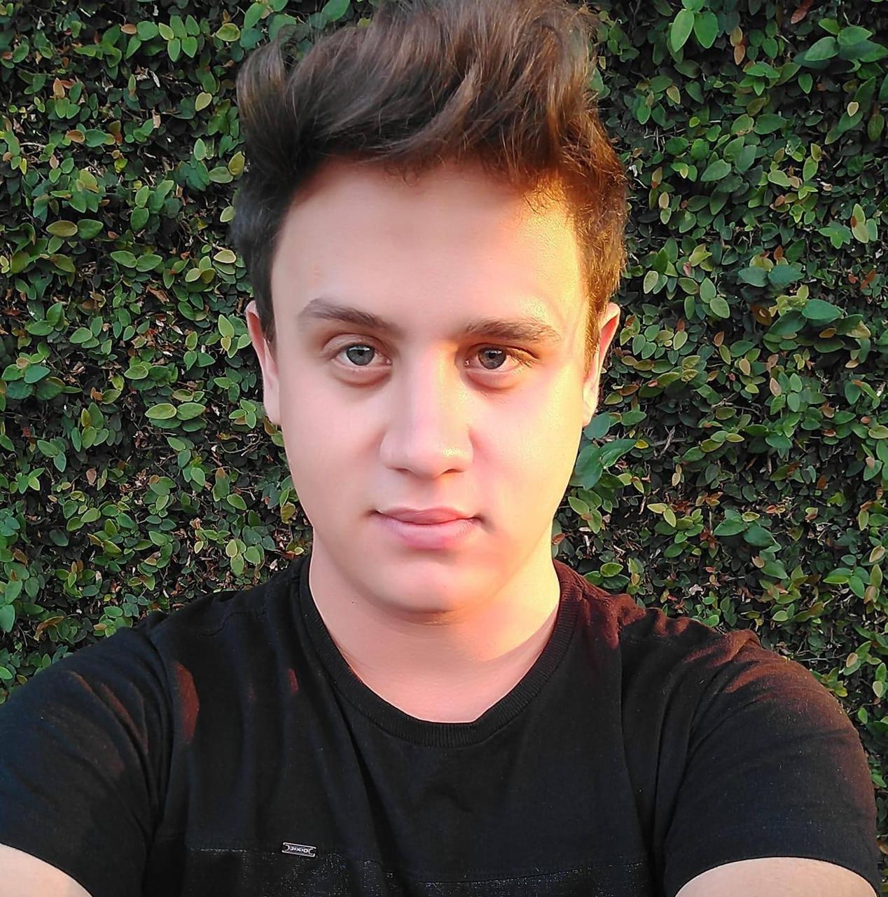 d23e8a9a-b564-444e-99f7-89e86c15d8af